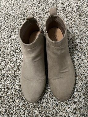 Time and Tru Taupe Suede Ankle Booties